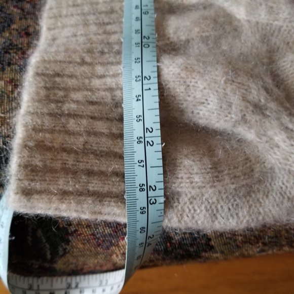 Long, cable knit sweater, light brown, petite sleeves, SP, H&M, wool, mohair - Picture 9 of 9
